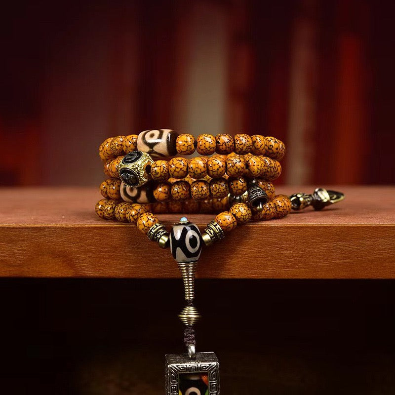 108 Natural Aged Rudraksha Mala Beads – Agate Three-Eye Dzi Pendant for Meditation & Prayer