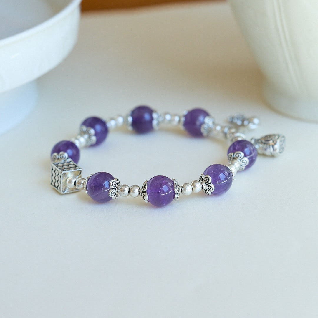 10mm Amethyst Silver-Tone Lucky Bag Bracelet | Leaf & Bell Charm