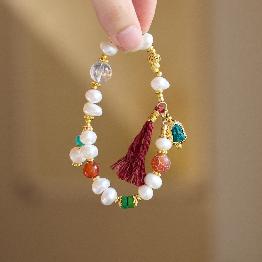 Natural Pearl Bracelet with Brass Guanyin Pendant | Single Strand