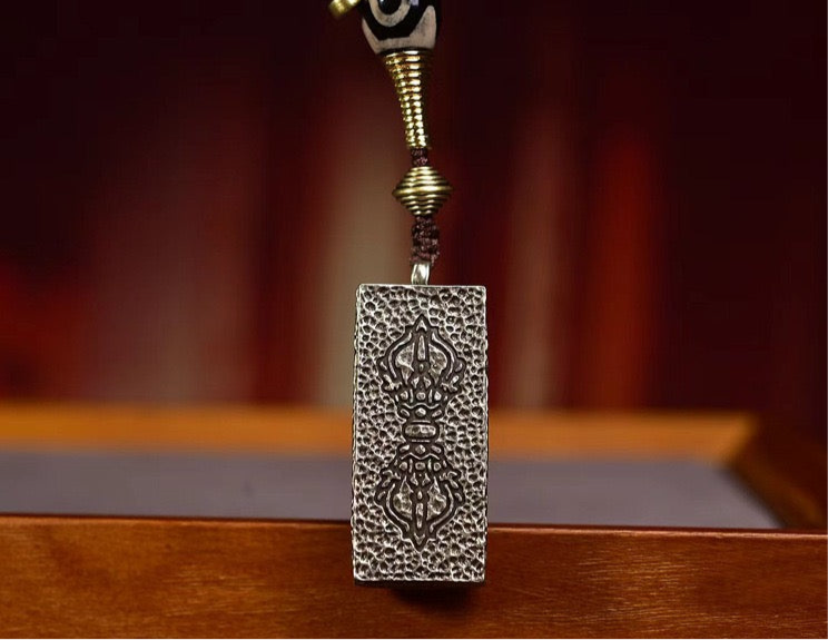 108 Natural Aged Rudraksha Mala Beads – Agate Three-Eye Dzi Pendant for Meditation & Prayer