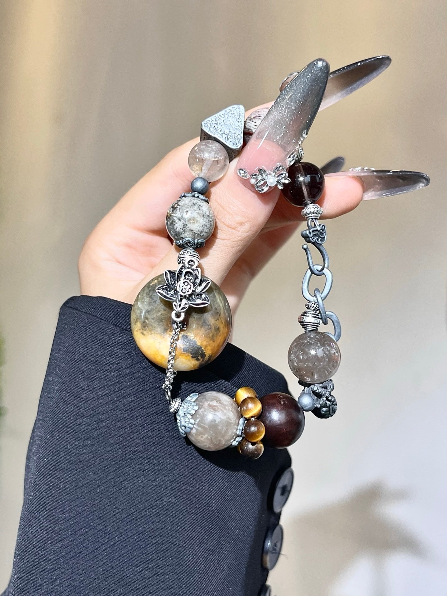 “Blooming Nature” Gemstone Bracelet | Xiuyan Jade, Phantom Quartz, Rutilated Quartz, Smoky Quartz & Tiger’s Eye (12–14mm)
