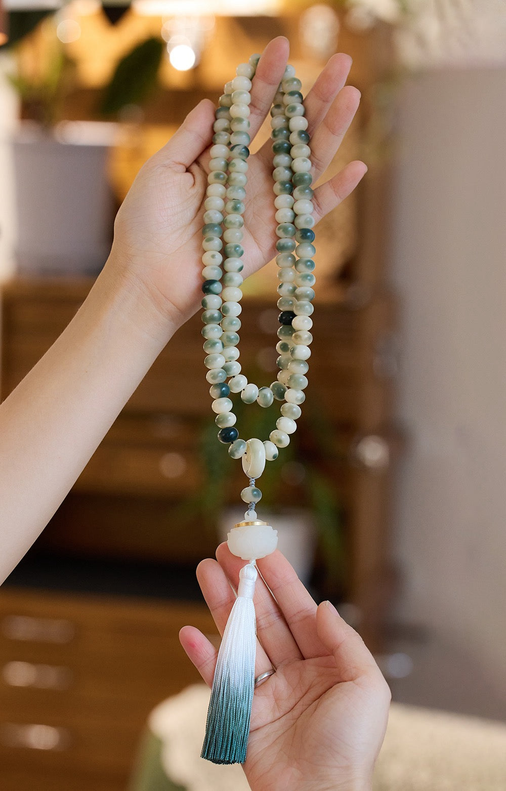 108-Bead White Jade Bodhi Necklace | Floral Pattern & Luminous Stone Lotus Charm