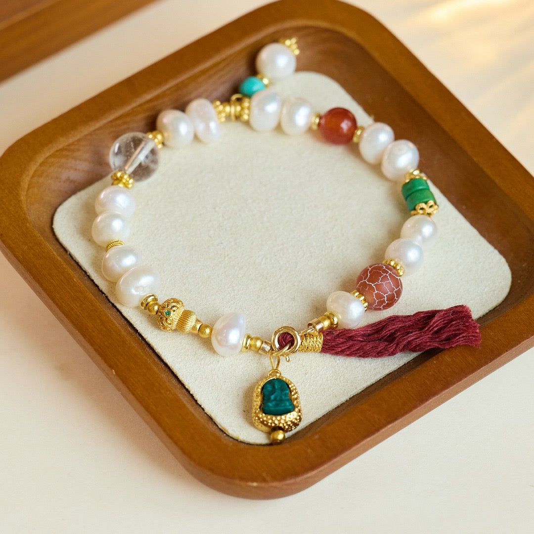 Natural Pearl Bracelet with Brass Guanyin Pendant | Single Strand