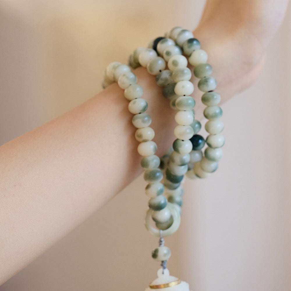 108-Bead White Jade Bodhi Necklace | Floral Pattern & Luminous Stone Lotus Charm