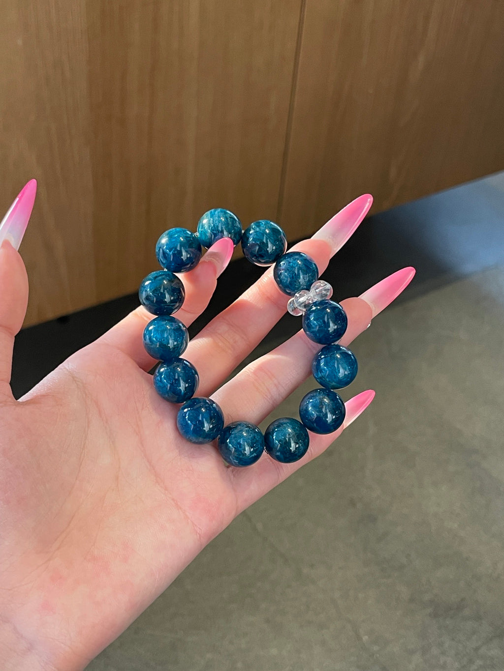 Blue Haven – Blue Phosphosiderite & White Crystal Rings Bracelet